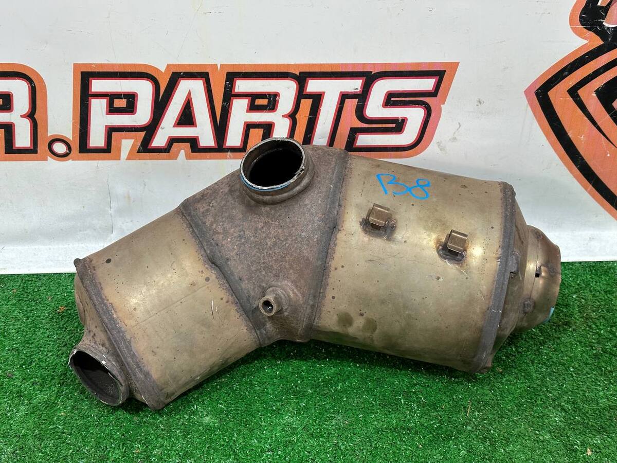 LR072195 Diesel particulate filter for Land Rover Discovery 5 L462 (2017-) Used